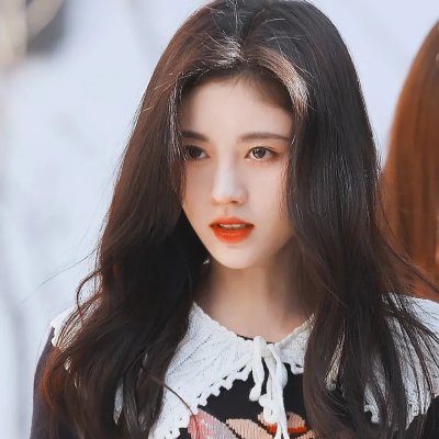 雪之女王高清封面
